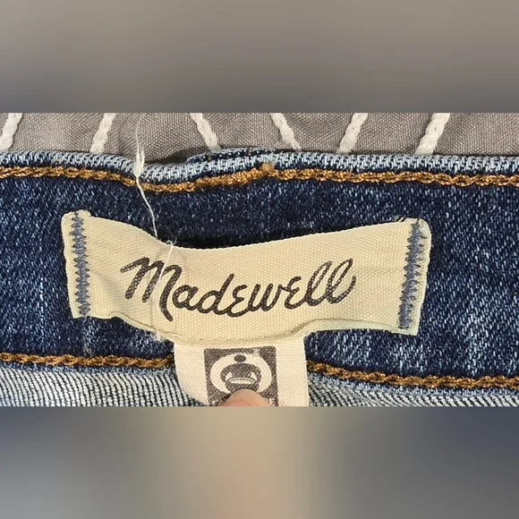 Madewell Midrise Kick Out Jeans Size 33 - Picture 6 of 8